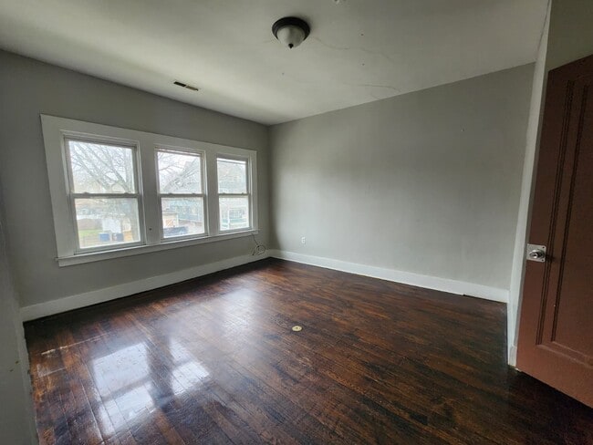 Photo - 270 Sherman Ave Unit A4
