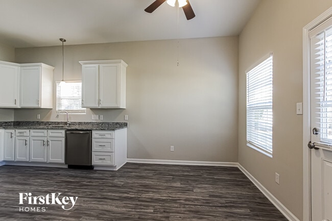 Photo - 2301 Jacobs Ct