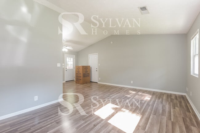 Photo - Don't miss out on this charming 3 BR 2 BA, home!