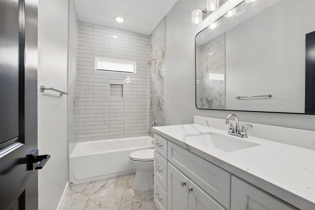 Photo - 4719 Mallow St