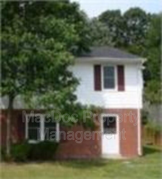 Photo - 298 Red Oak Dr Townhome