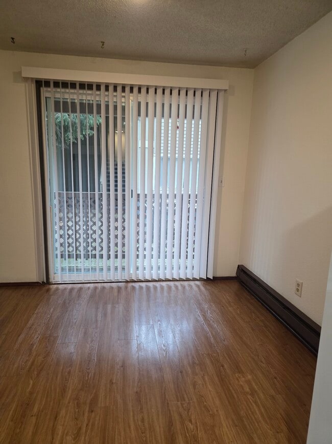 dining room/patio - 2962 O St SE Unit 2962 O St SE  A