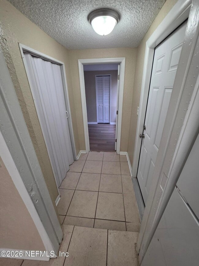 Photo - 2815 Brackridge Blvd E
