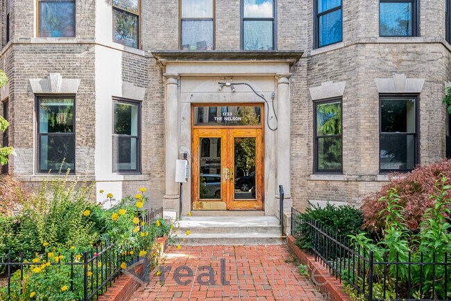 Photo - 1733 20th St NW Apartamento Unidad 304