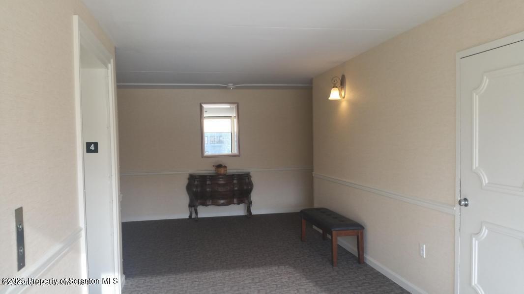 Photo - 220 Linden St