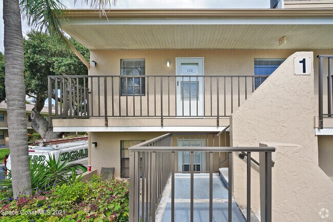 Building Photo - 201 International Dr Rental