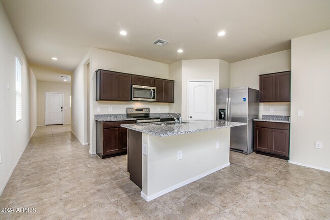 Photo - 35445 W San Alvarez Ave