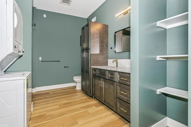 Photo - BRAND NEW ONE BEDROOM APARTMENT AT HYDE PARK FLATS AVAILABLE NOW! Unit 302