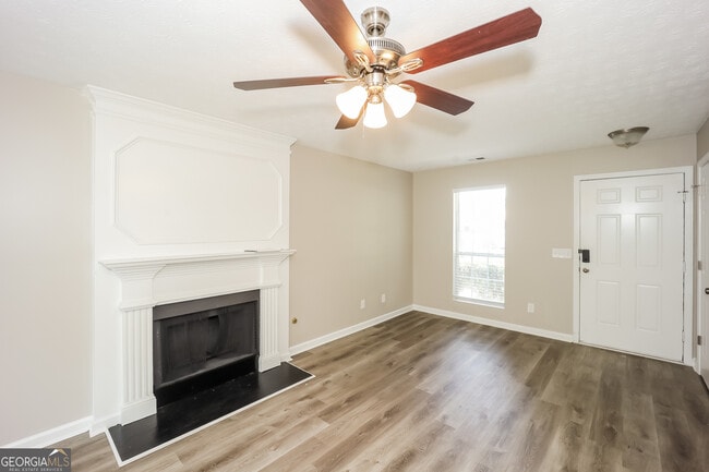 Photo - 3374 Homeward Trail