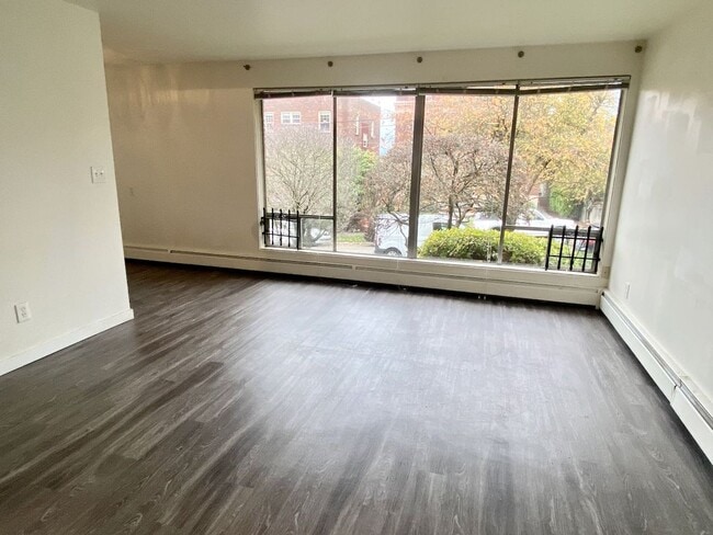 Photo - Hamlin Place