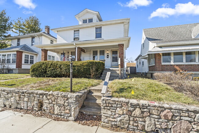 Building Photo - 1137 Pursell Ave Rental