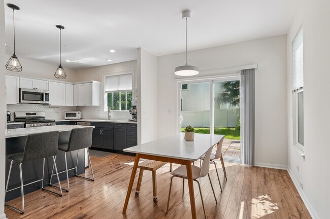 Photo - 1329 Amaranth Dr