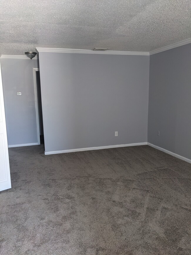 Photo - 3215 Baird Ave Unit M-87