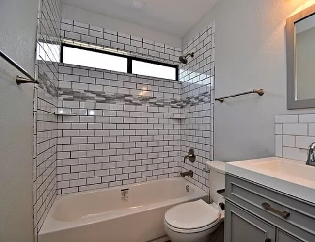 Photo - 11906 Los Cerros St