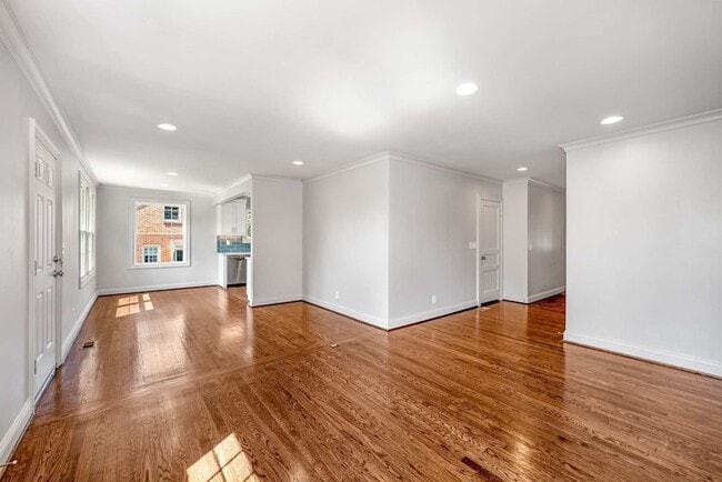 Photo - 5656 Kendall Dr