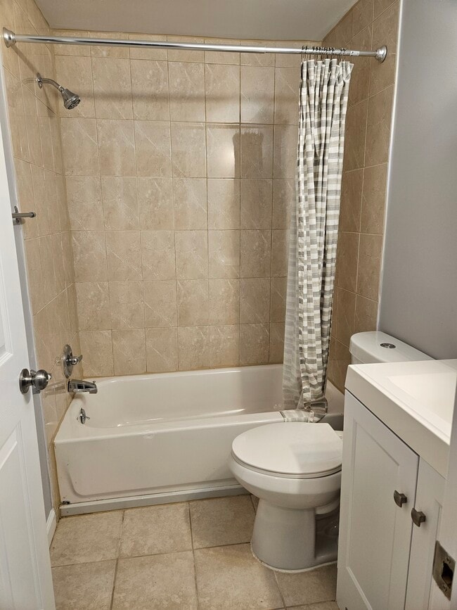 Bath1 attached to Bedroom1 - 7508 Tarpley Dr