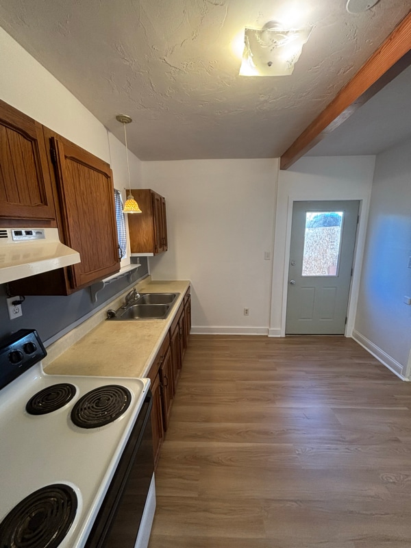 Photo - 340 N Franklin St