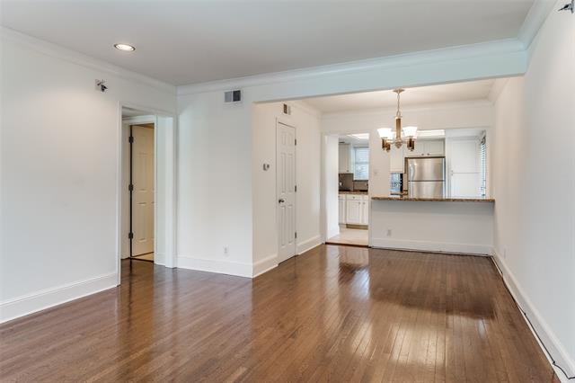 Photo - 10211 Regal Oaks Dr Unidad 220