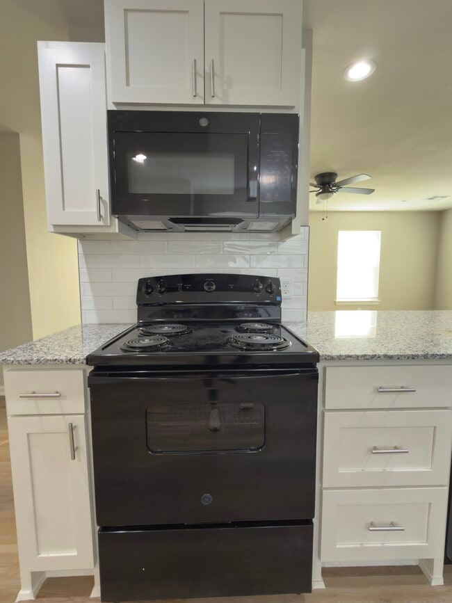 Photo - 409 Washington Ave