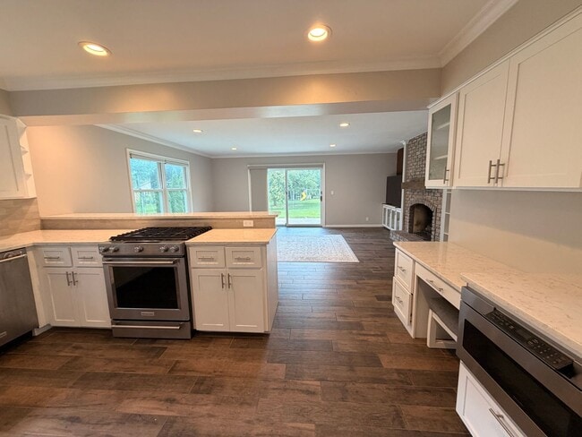Photo - Forest Hill Schools - executive home