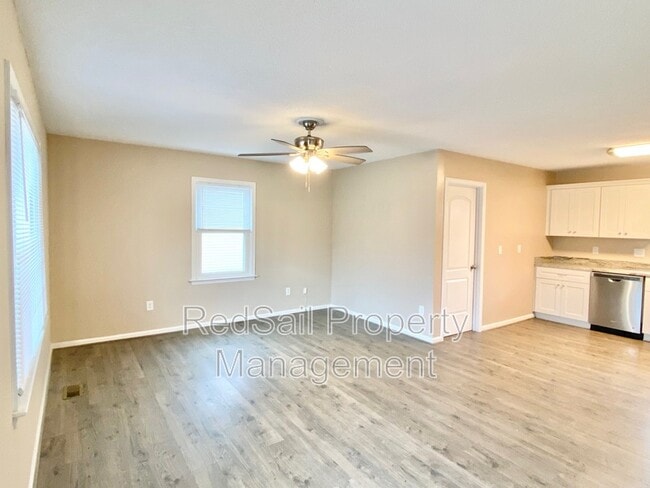 Photo - 6002 Old Chestnut Ave