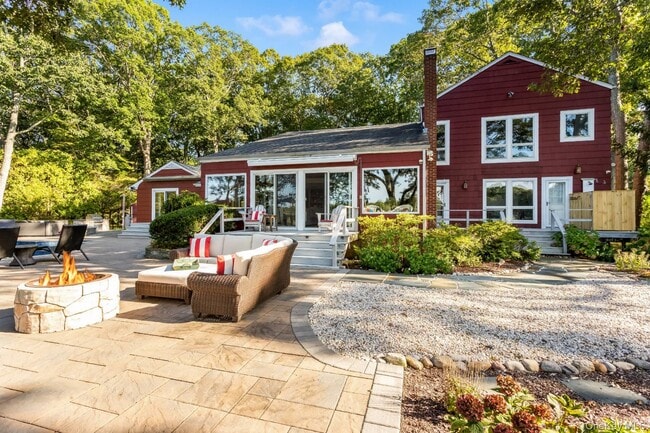 Photo - 3693 Pine Neck Rd