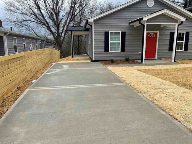 Photo - 1110 Thurmond St