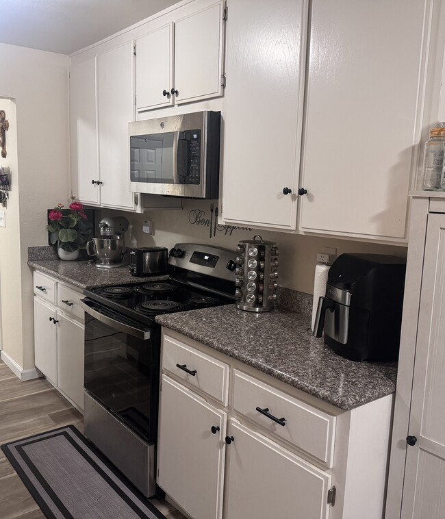 Kitchen - 21071 Gary Dr Unit PRIMARY BEDROOM