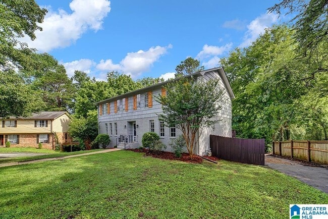 Photo - 1051 Ivy Creek Trail