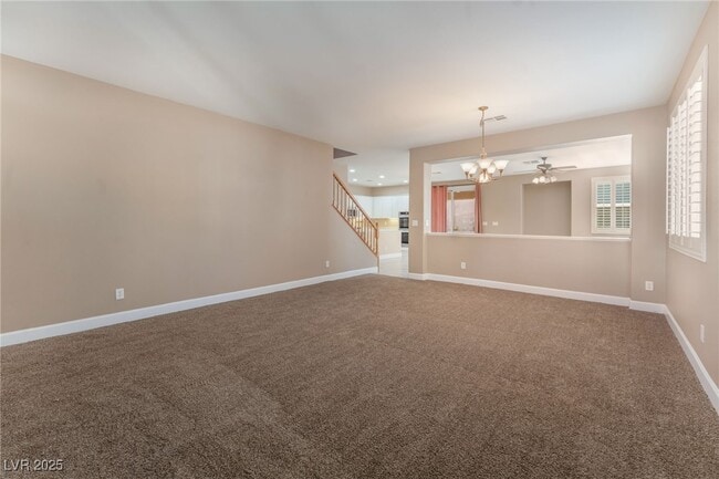 Photo - 10737 Sprucedale Ave