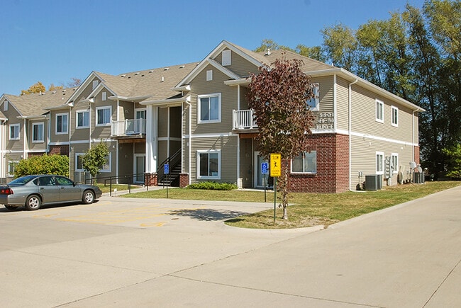 Photo - 2323 E Porter Avenue #86