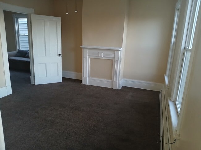 Photo - 139 N Clinton St Unidad Apt 2