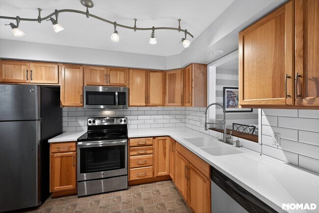 Photo - 18101 Stoneridge St