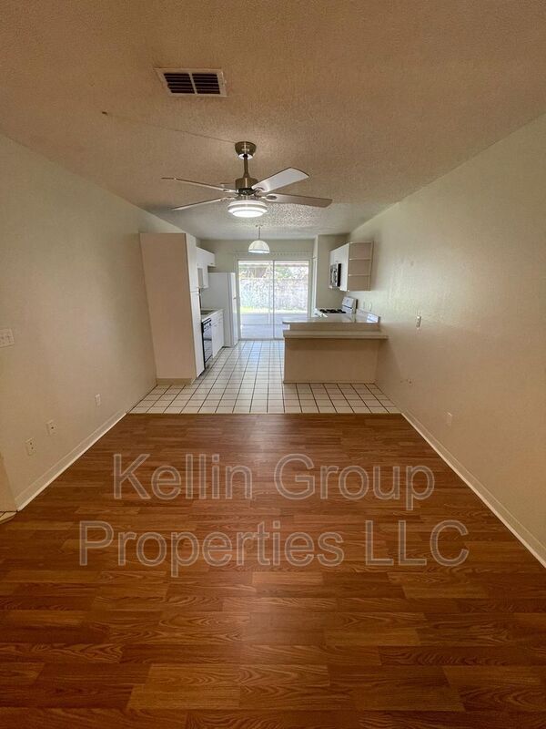 Photo - 161 Rebecca Dr NE