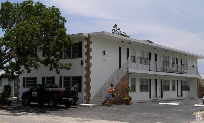 Photo - 360 SE 12 Avenue Deerfield Beach FL