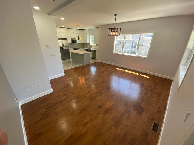 Photo - 1472 Somerset Ave Unit 1
