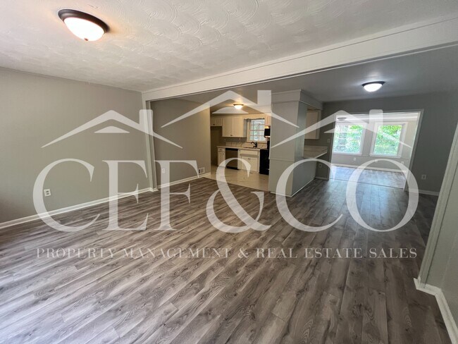 Photo - 421 Zellen Dr