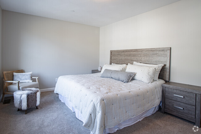 3BR, 1.5BA - 1320 sf