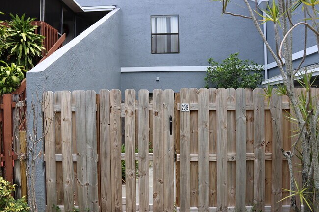 Building Photo - 20 Crossings Cir Rental