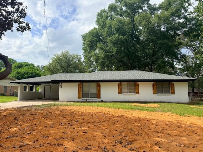 Photo - Newly Renovated Property - Family Home