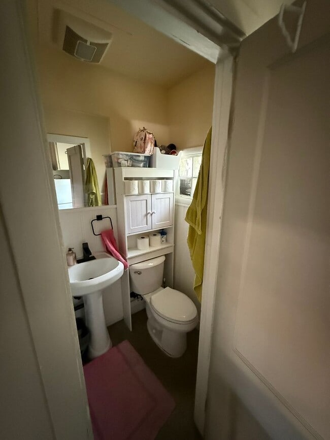 Photo - Carolynn's Tri Plex Unit #1