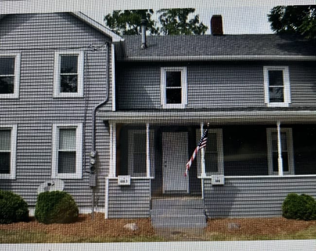 Building Photo - 606 W Adrian St Rental