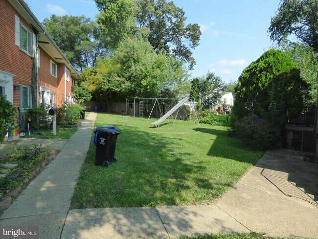 Photo - 1204 Westview Terrace