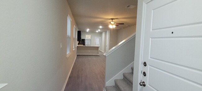 Photo - Gorgeous 3/2.5 on cul-de-sac in Cibolo with primary bedroom downstairs.