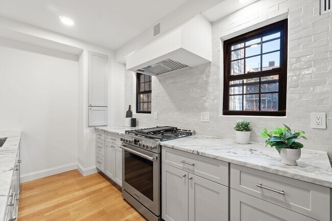 Photo - 82 Colgate St Unit 3
