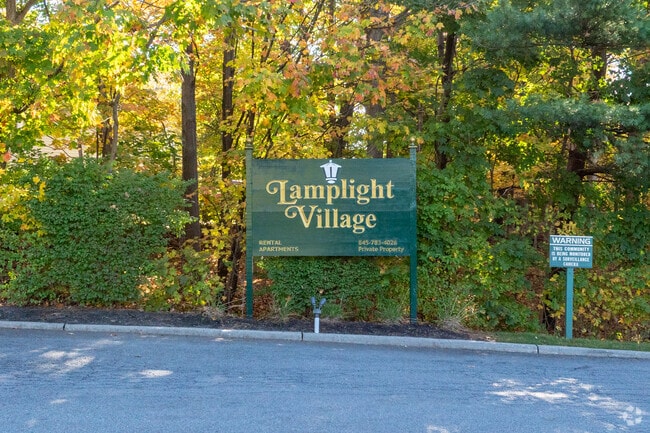 Photo - Lamplight Village Apartments