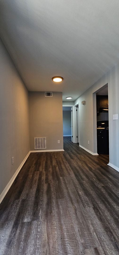 Photo - Spacious 1-Bedroom Apartment in Peaceful K... Unit 4440 - 444 - I