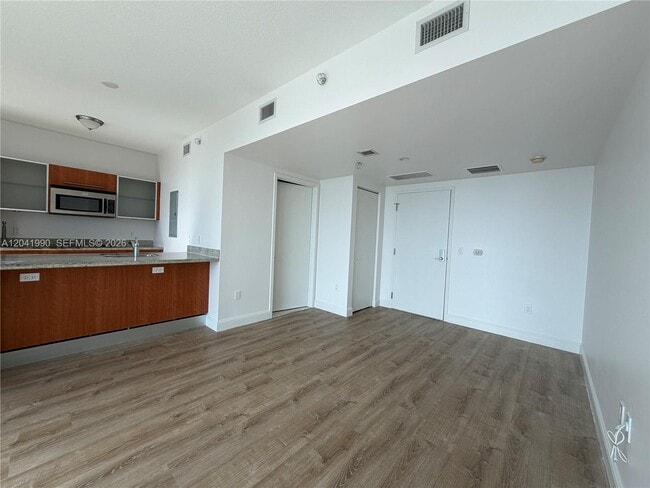 Photo - 185 SW 7th St Unit 3200