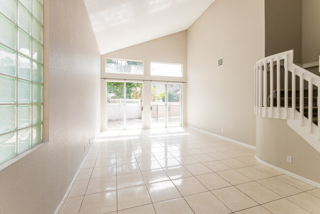 Photo - 4729 NW 115th Ave