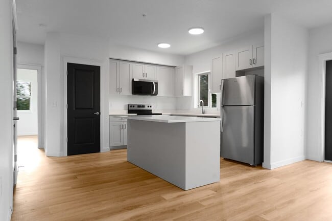 Riddell Apartments